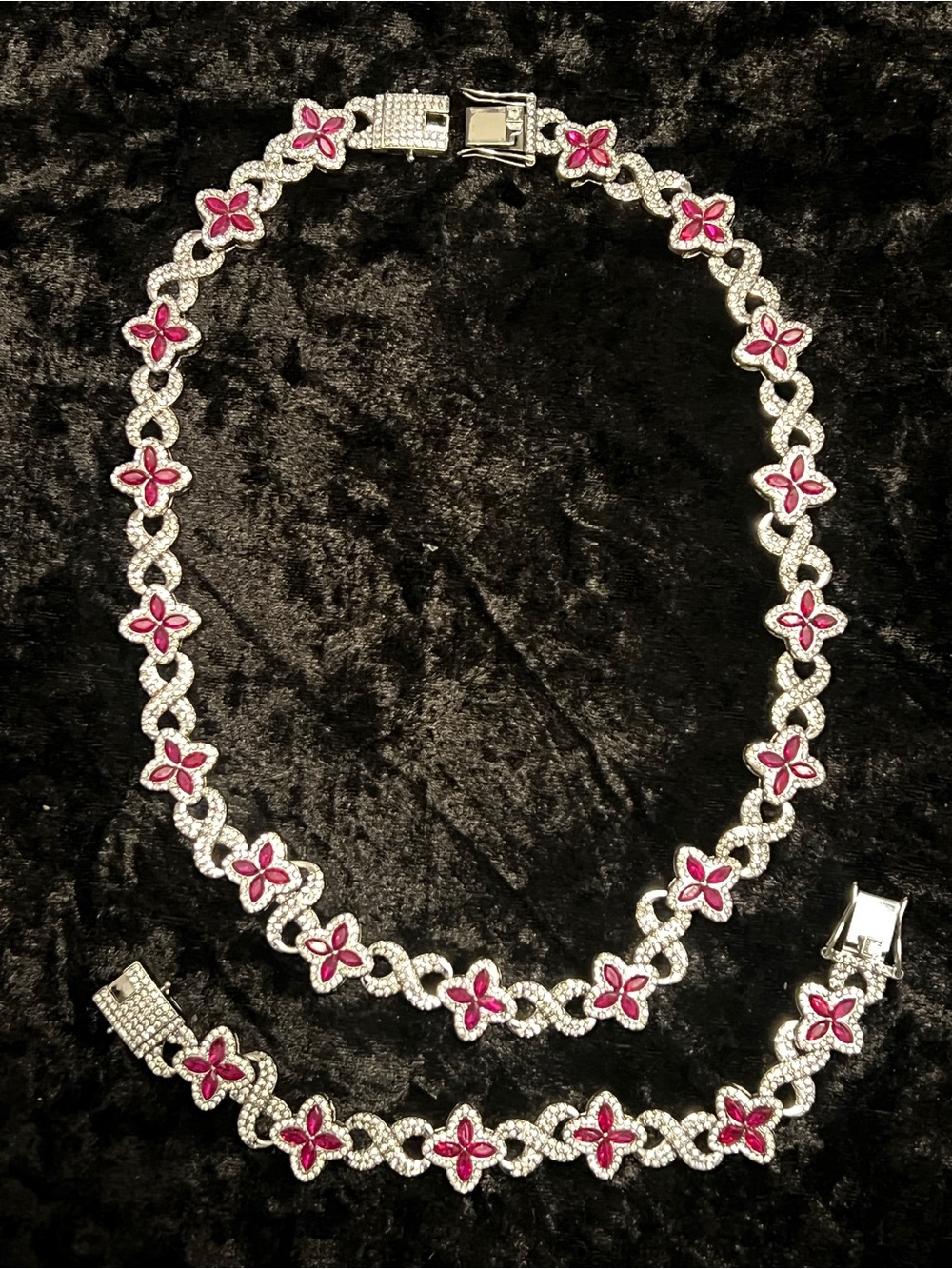 Flower Necklace and Bracelet Set